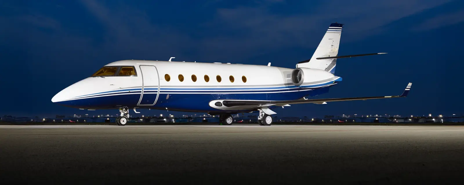 IAI Galaxy N671BP operated by CapJet photo 2