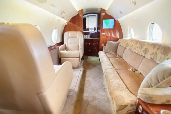Gulfstream G200 N679MM operated by Executive Aviation photo 3