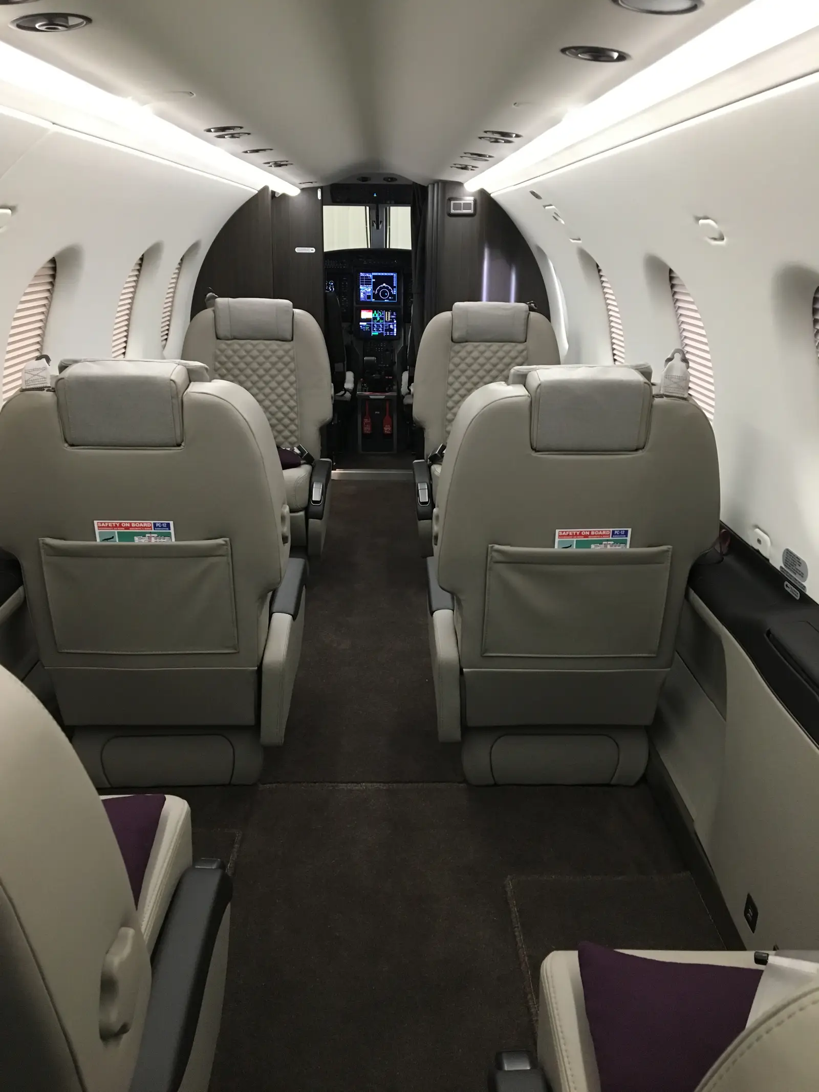 Pilatus PC-12/45 N681NG operated by Aero-Tech Services Inc photo 4