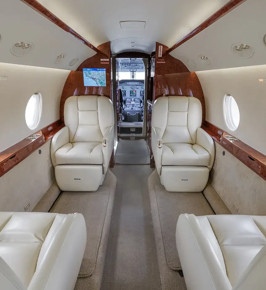 Gulfstream G200 N688HL operated by Mach One Air Charters, Inc., KCNO photo 2