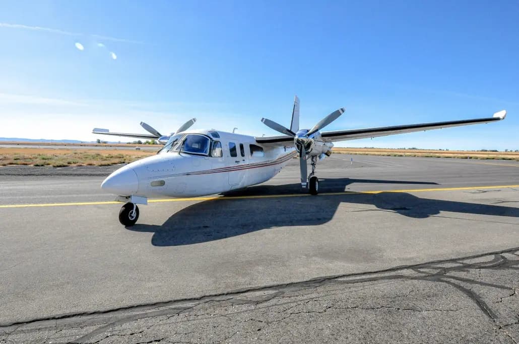 Aero Commander 690 N690JK operated by Spur Aviation Services, LC, exterior