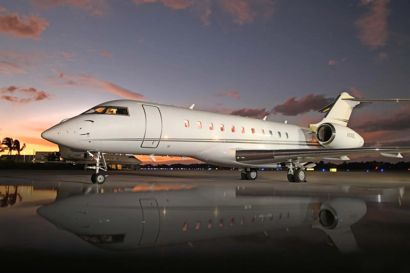 Bombardier Global 5000 N692L operated by Fair Wind Air Charter, exterior