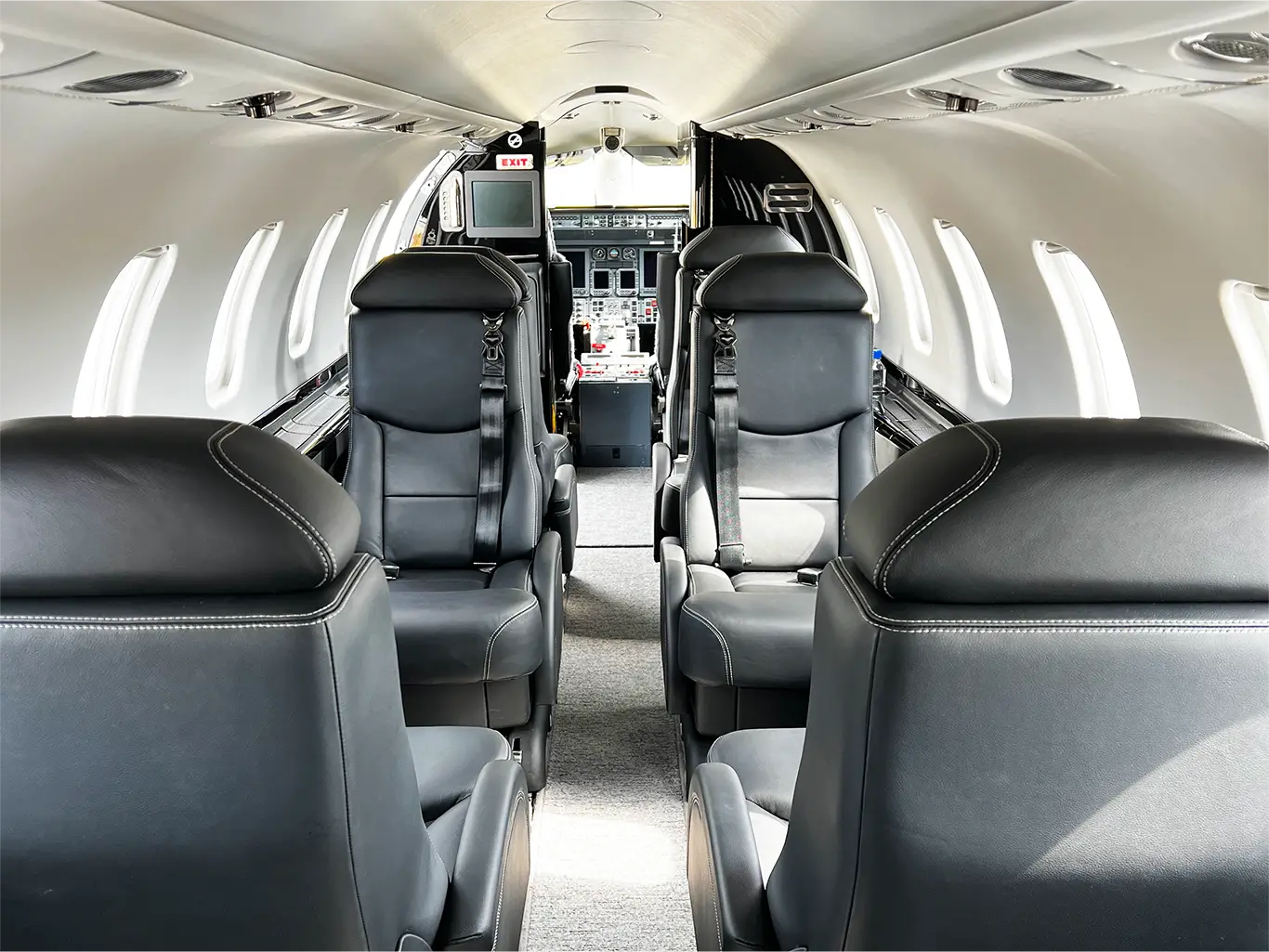 Bombardier Learjet 45 N699MW operated by Houston Jet Direct photo 4
