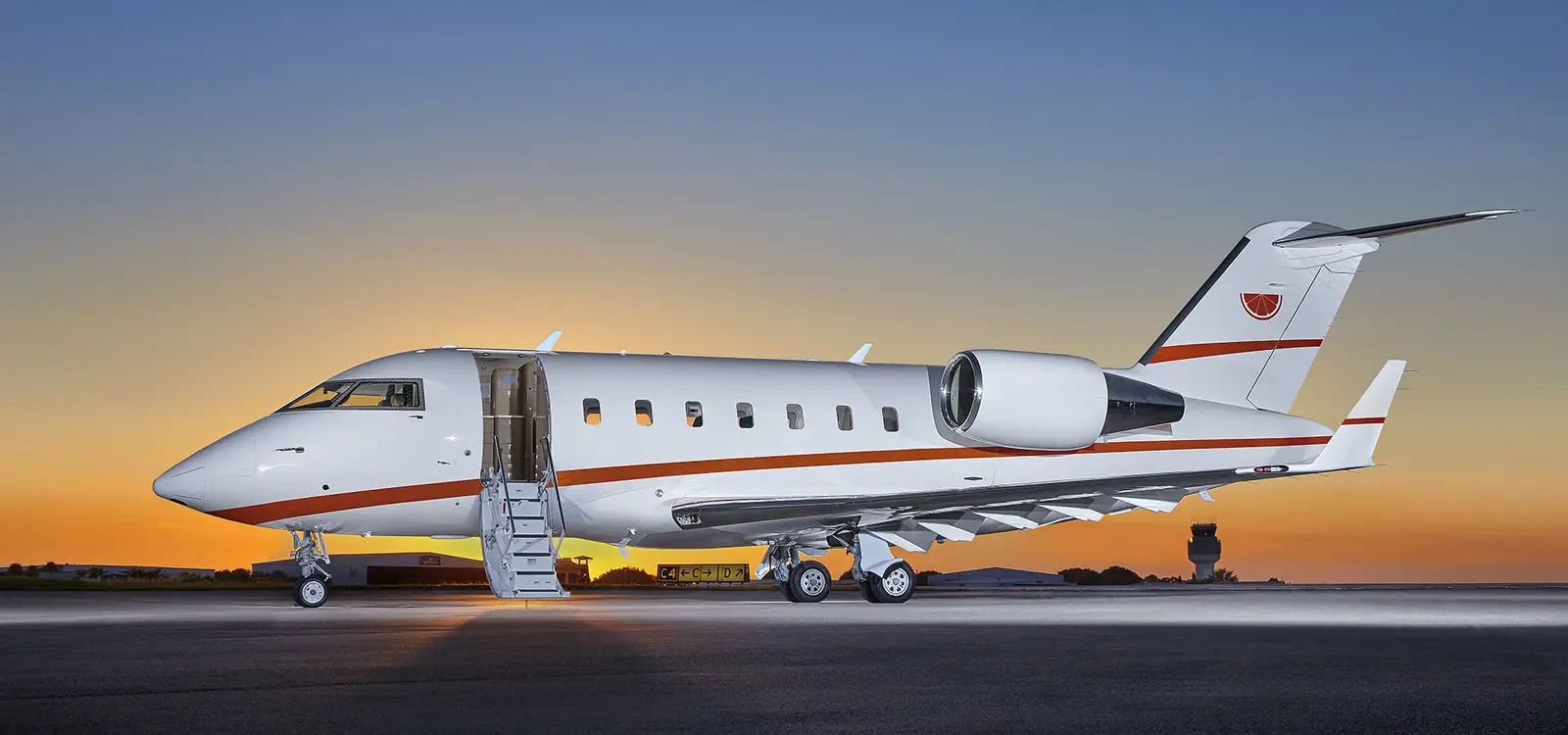 Bombardier Challenger 605 N699ST operated by Hop-A-Jet WorldWide Jet Charter photo 4