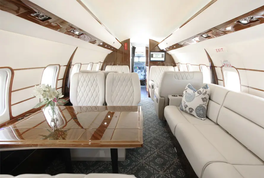 Bombardier Challenger 604 N69DT operated by Wing Aviation Charter Services, LLC photo 5