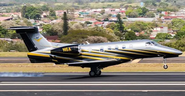 Embraer Phenom 300 N6A
