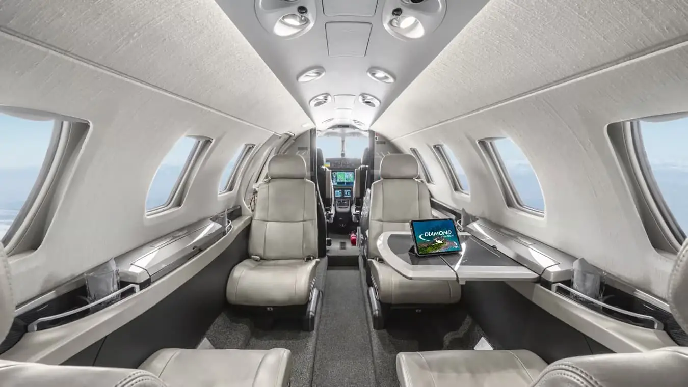 Cessna Citation M2 N700JH operated by Diamond Aviation photo 3