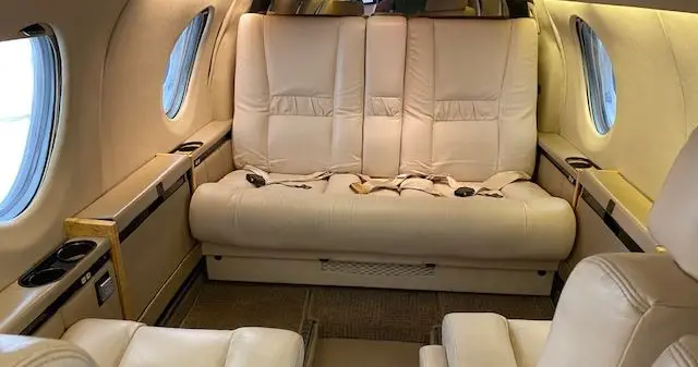 Dassault Falcon 100 N707CX operated by Club Jet Charter, LLC photo 2