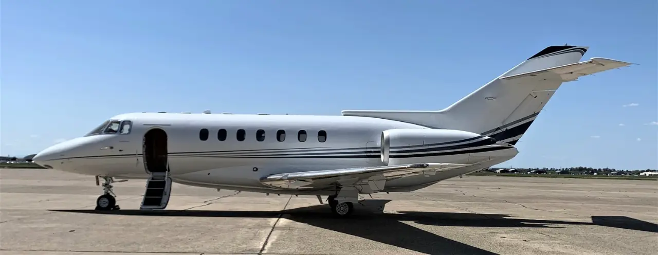 Beechcraft Hawker 1000 N707HD operated by Sacramento Air Charter photo 2