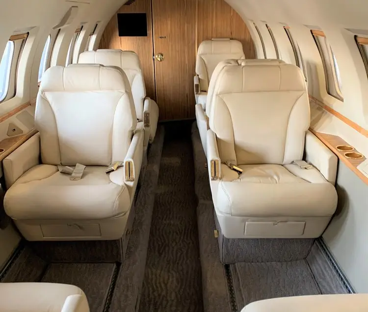 Beechcraft Hawker 1000 N707HD operated by Sacramento Air Charter photo 4