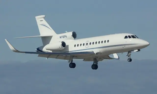 Dassault Falcon 900EX N70FK operated by Presidential Aviation, exterior
