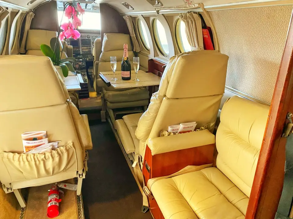 Beechcraft King Air C90 N711BN operated by LuxAir Charters, LLC photo 3