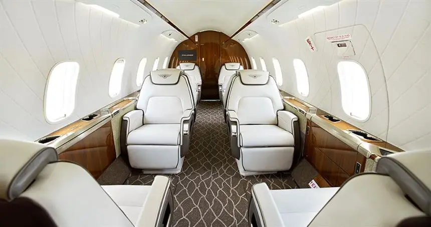 Bombardier Challenger 350 N712BH operated by Northern Jet Management, Inc. photo 2