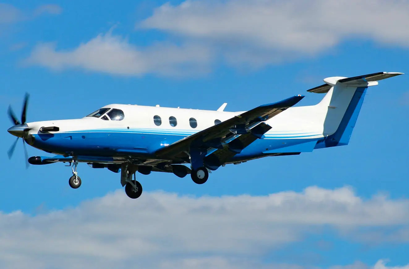 Pilatus PC-12/47 N715AF operated by Cobalt Air, LLC photo 2