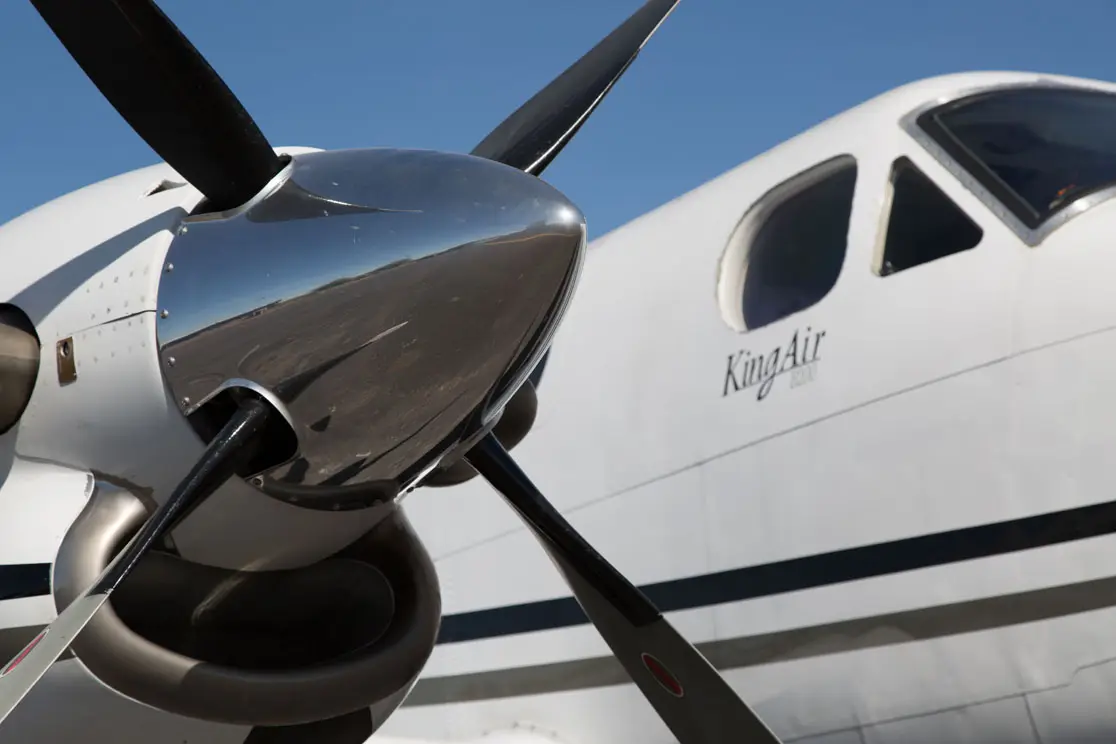 Beechcraft King Air B200 N716AV operated by Southwest Aircraft Charter photo 3