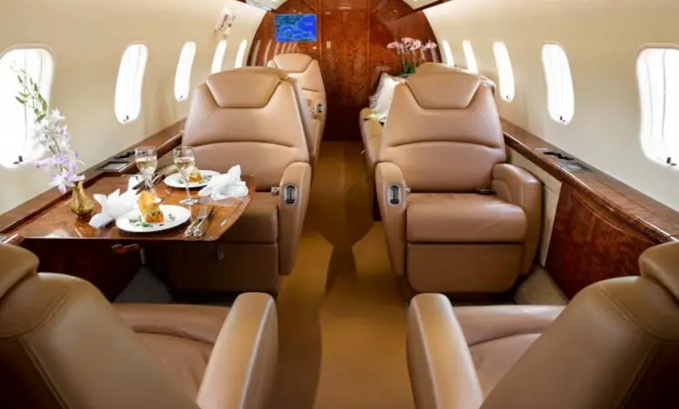 Bombardier Challenger 300 N716WW operated by A-ok Jets photo 2