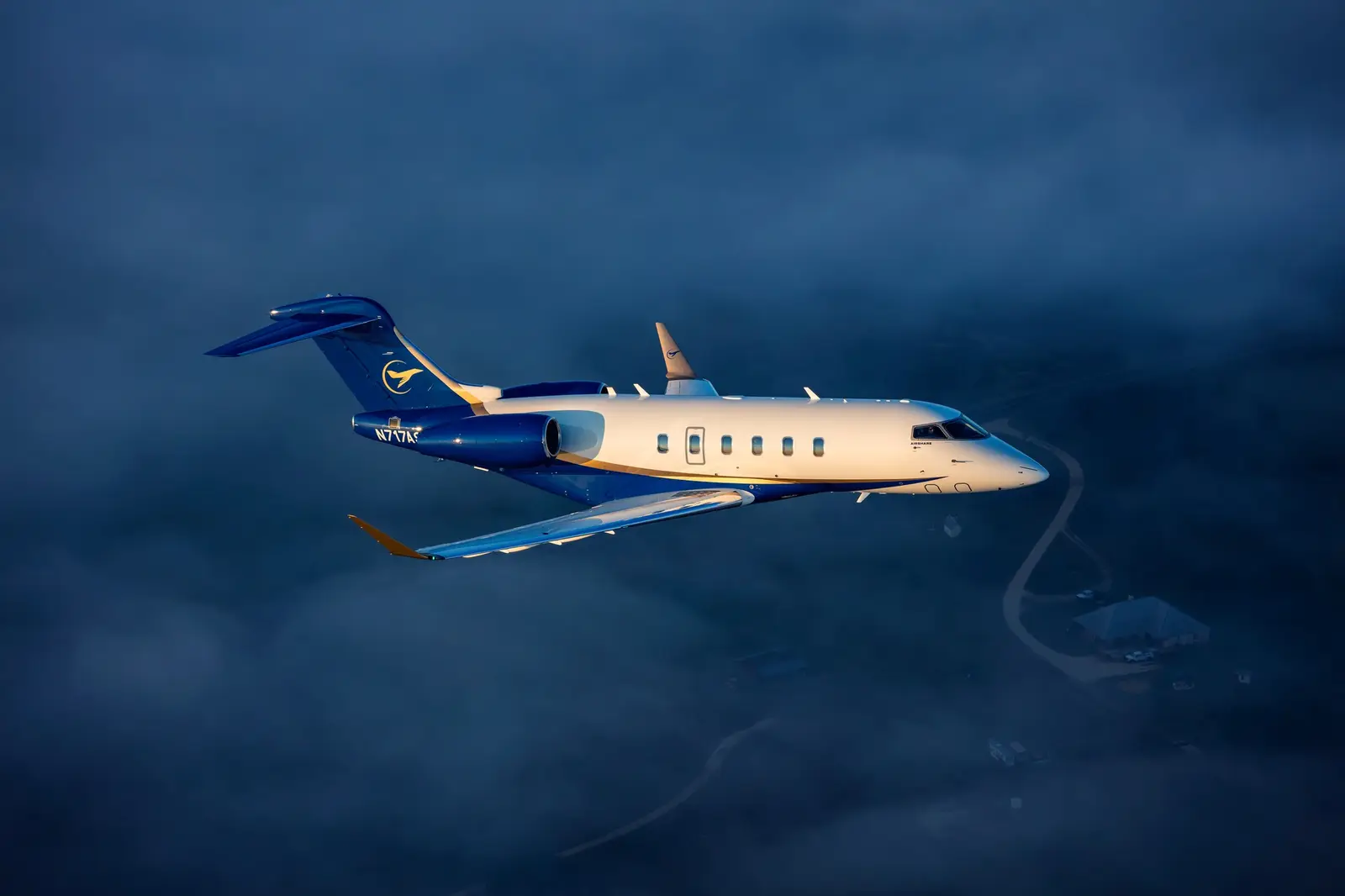 Bombardier Challenger 350 N717AS