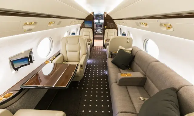 Gulfstream G450 N717DX operated by Solairus Aviation photo 4