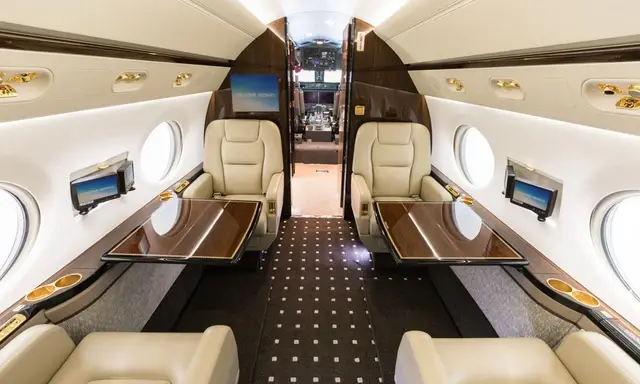 Gulfstream G450 N717DX operated by Solairus Aviation photo 5