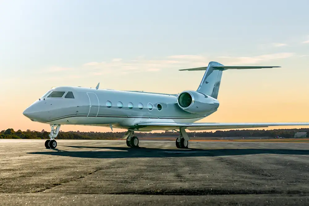 Gulfstream G450 N717LS operated by Solairus Aviation photo 6