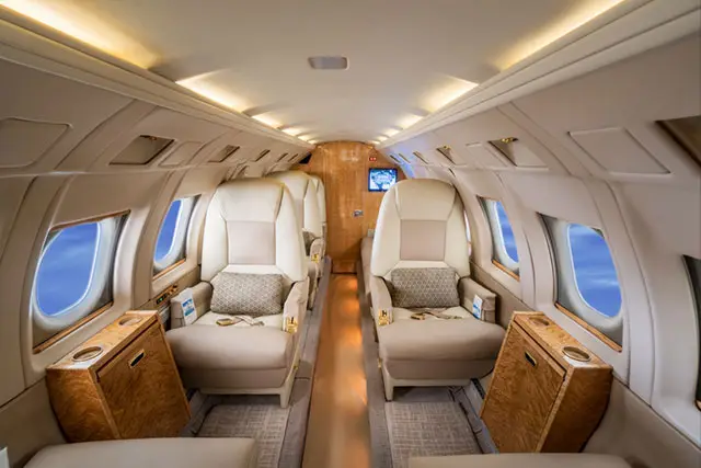Beechcraft Hawker 800A N718HC operated by Secure Air Charter photo 4