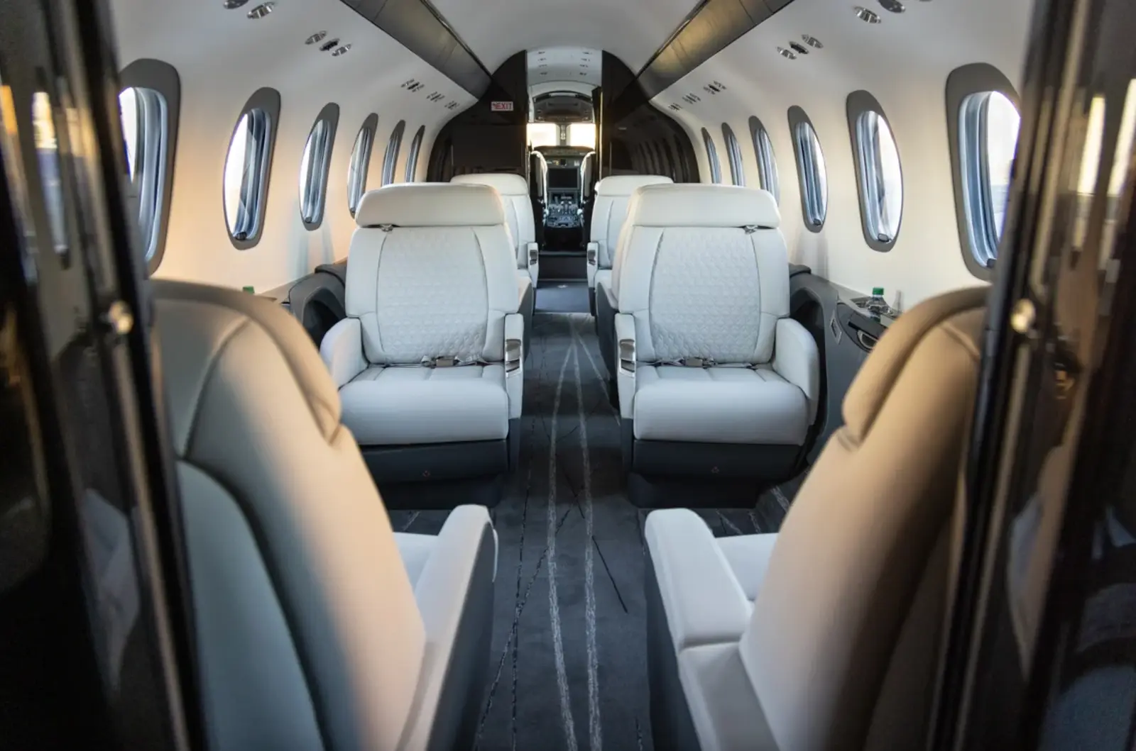 Cessna Citation Longitude N720VM operated by Thrive Aviation photo 2