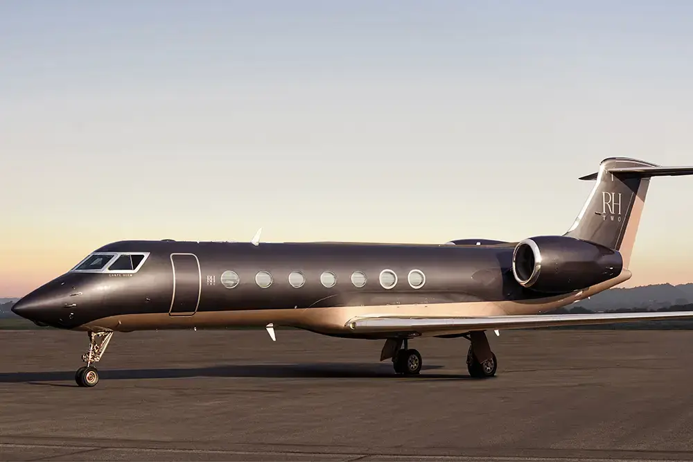 Gulfstream G550 N721RH operated by Solairus Aviation photo 6