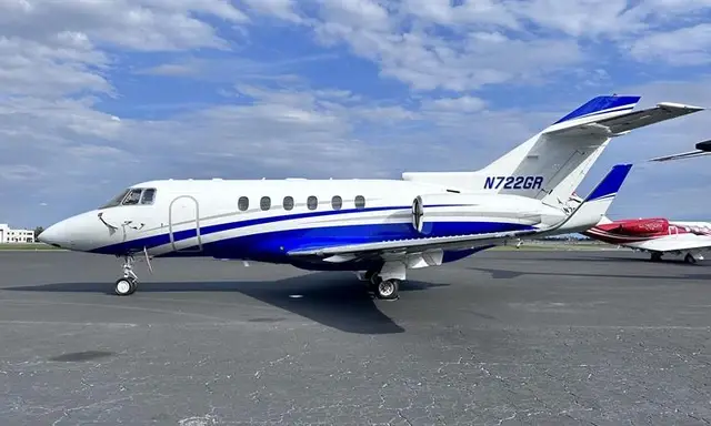 Beechcraft Hawker 900XP N722GR operated by Northern Jet Management, Inc., exterior