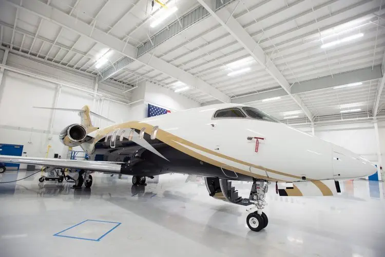Bombardier Challenger 3500 N724EH