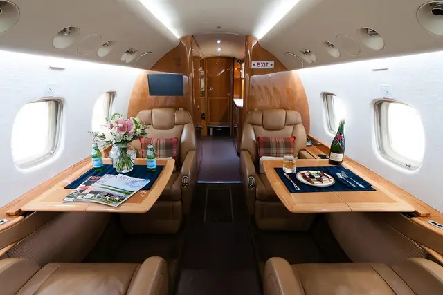Embraer Legacy 600 N725BD operated by Liberty Jet photo 3