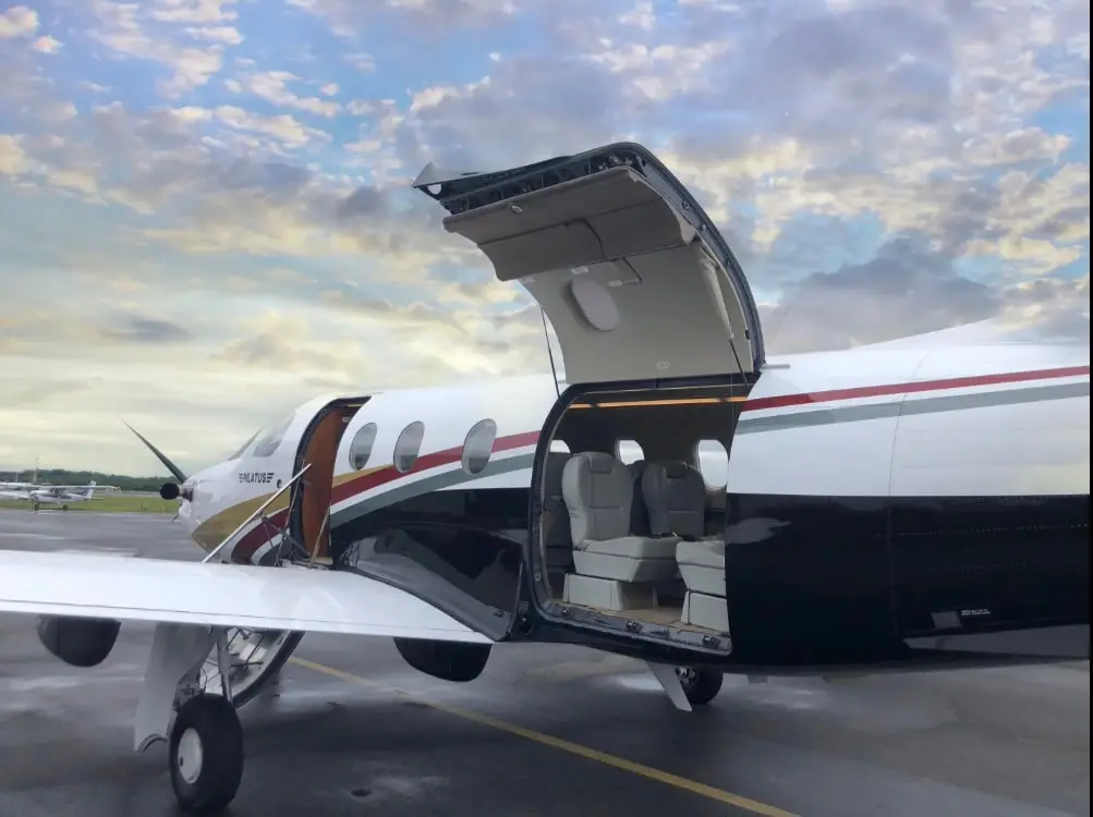 Pilatus PC-12/45 N728MG operated by TRYP Air Charter photo 5