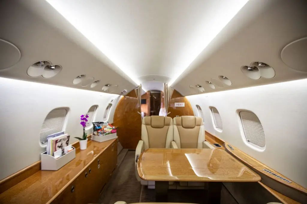 Embraer Legacy 650 N742SP operated by Wing Aviation Charter Services, LLC photo 2