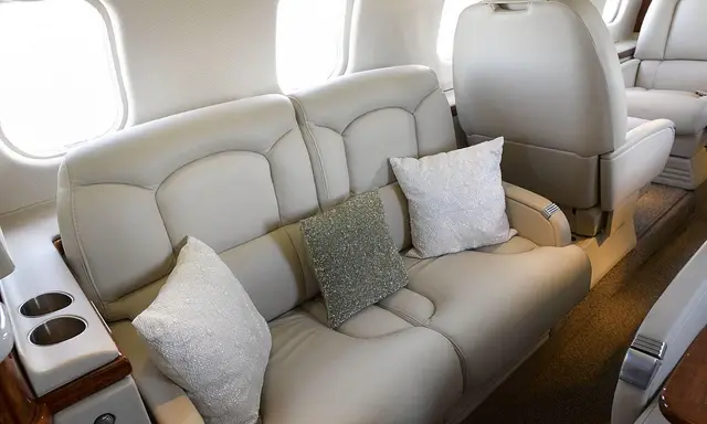Bombardier Learjet 60 N743LG operated by Hera Flight, LLC, KPIE photo 3
