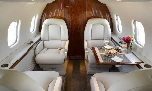 Bombardier Learjet 60 N743LG operated by Hera Flight, LLC, KPIE photo 6