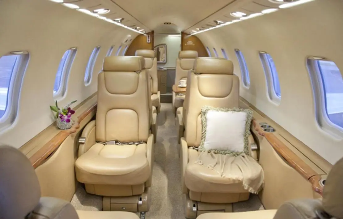 Bombardier Learjet 45 N745TT operated by Altius Aviation LLC photo 5