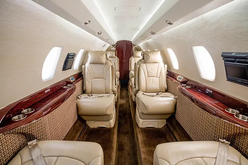 Cessna Citation X N750JT operated by Davinci Jets, LLC, KCLT photo 2