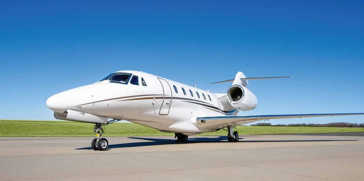 Cessna Citation X N750JT operated by Davinci Jets, LLC, KCLT photo 4