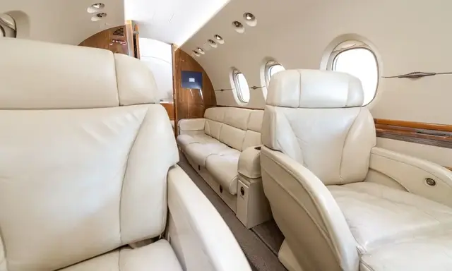 Beechcraft Hawker 850XP N761XP operated by Keystone Aviation, LLC photo 5