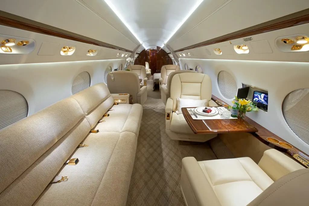Gulfstream G550 N768JJ operated by Journey Aviation, LLC photo 3