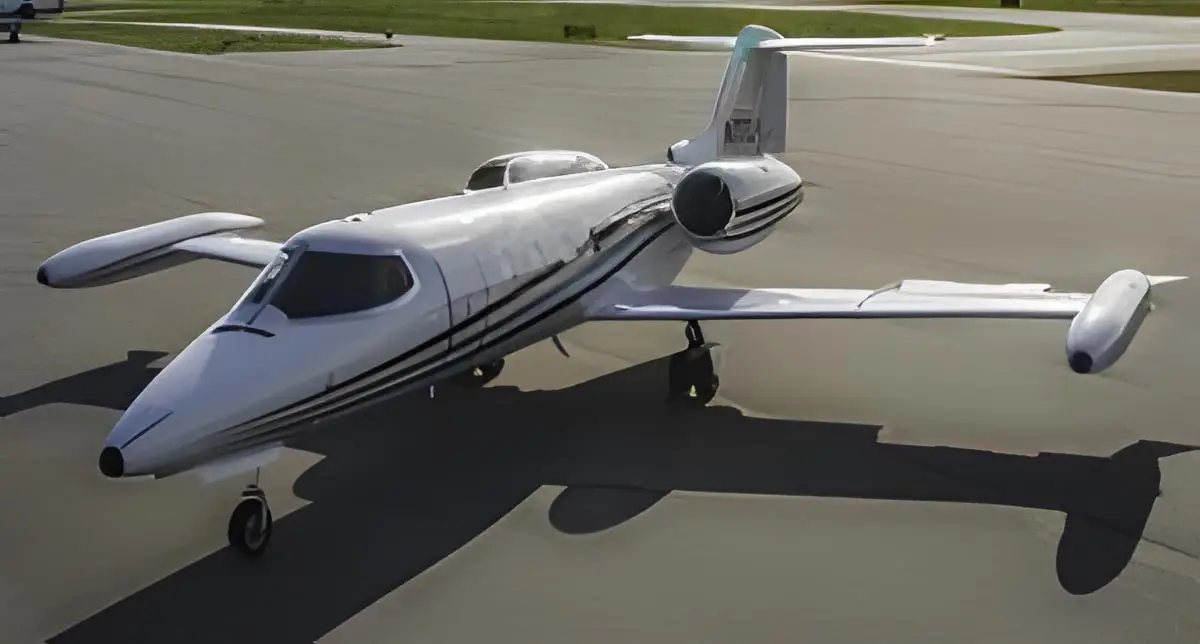 Bombardier Learjet 35A N770JP operated by Bankair, Inc., KCAE, exterior