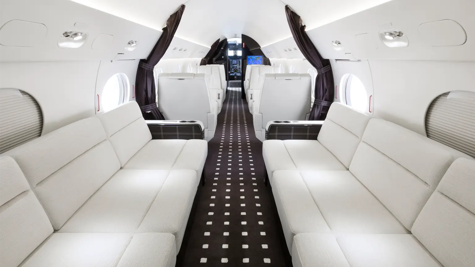 Gulfstream IV N770KS operated by VMO AERO photo 3