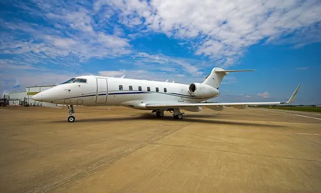 Bombardier Challenger 300 N776CJ operated by Jetex, exterior