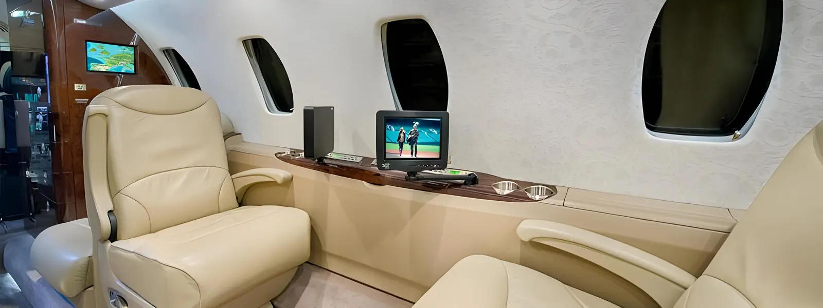 Cessna Citation XLS N777LX operated by Aero Charter, Inc. photo 5