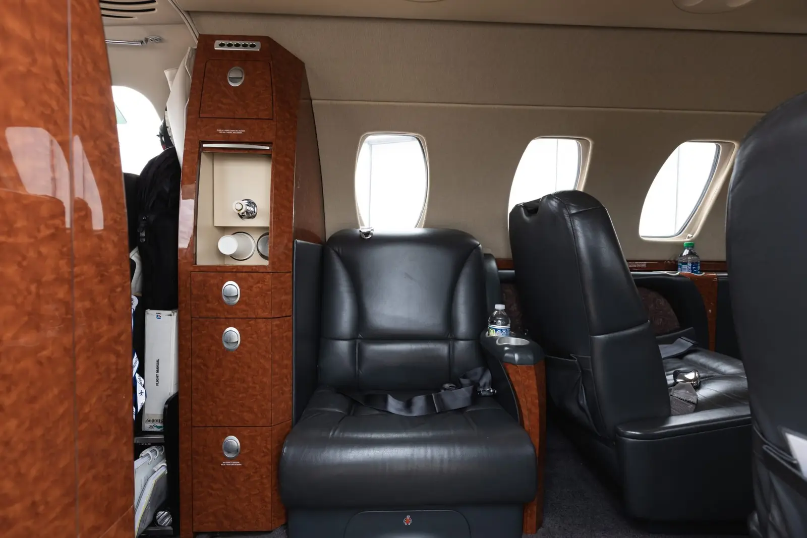 Cessna Citation CJ3 N777NJ operated by Jet Linx Aviation, LLC, KLOT photo 5
