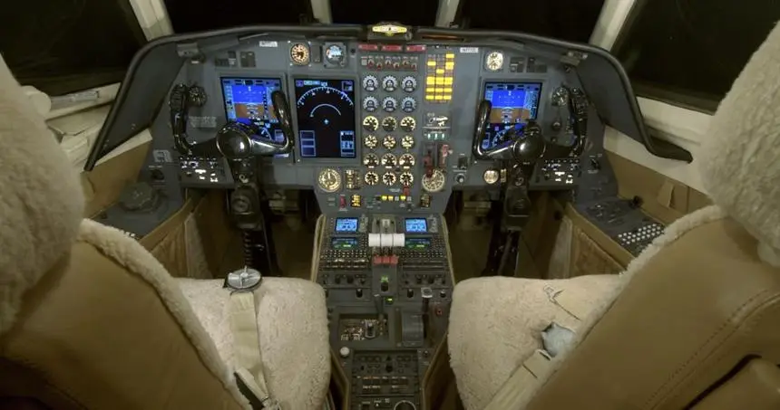 Dassault Falcon 50 N777ZL operated by Club Jet Charter, LLC photo 6