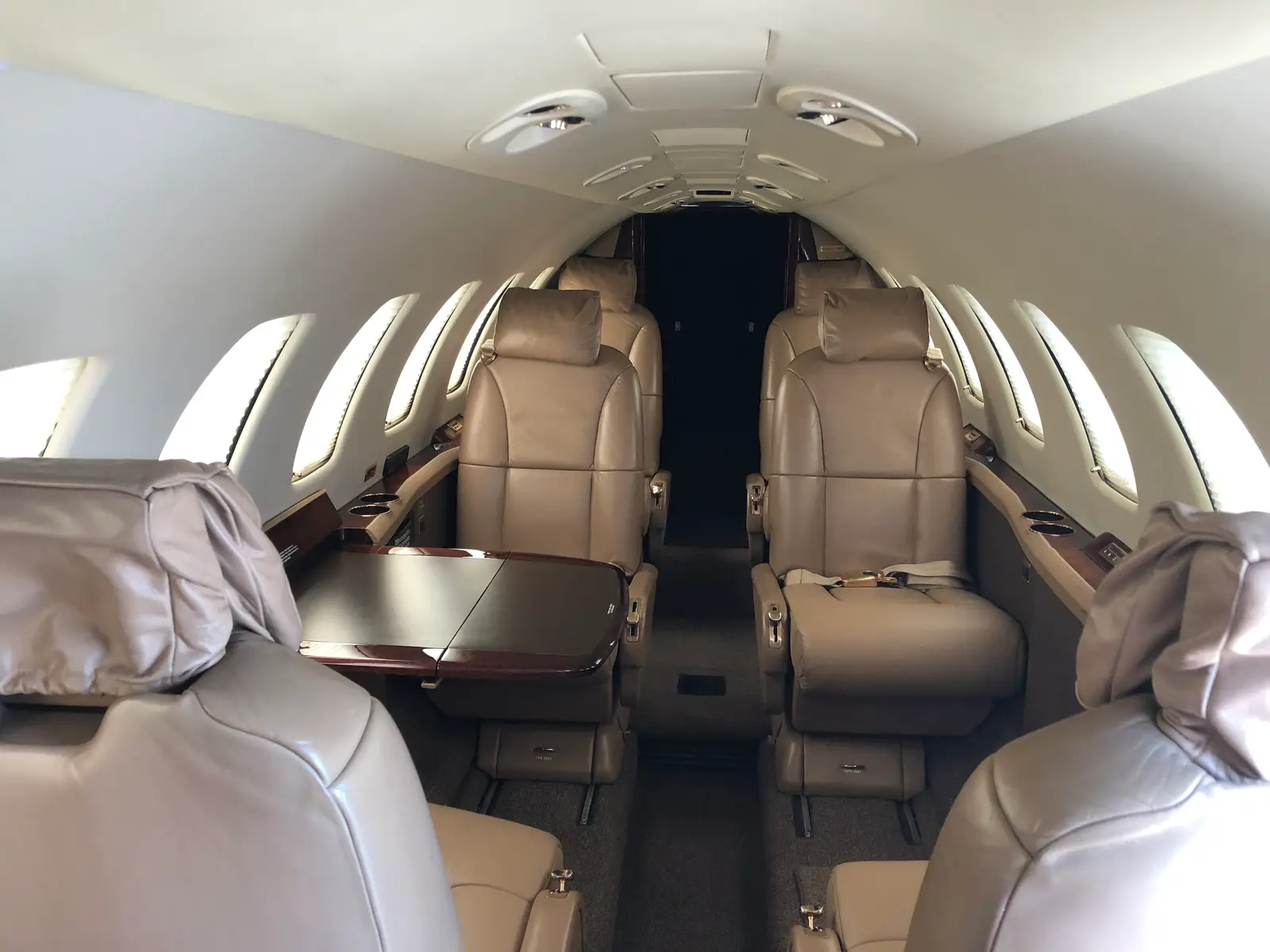 Cessna Citation Encore+ N780CB operated by Wisconsin Aviation, Inc., KUNU photo 2