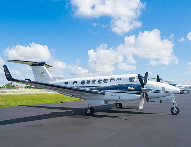 Beechcraft King Air 360 N786SC operated by Accent Airways LLC photo 4