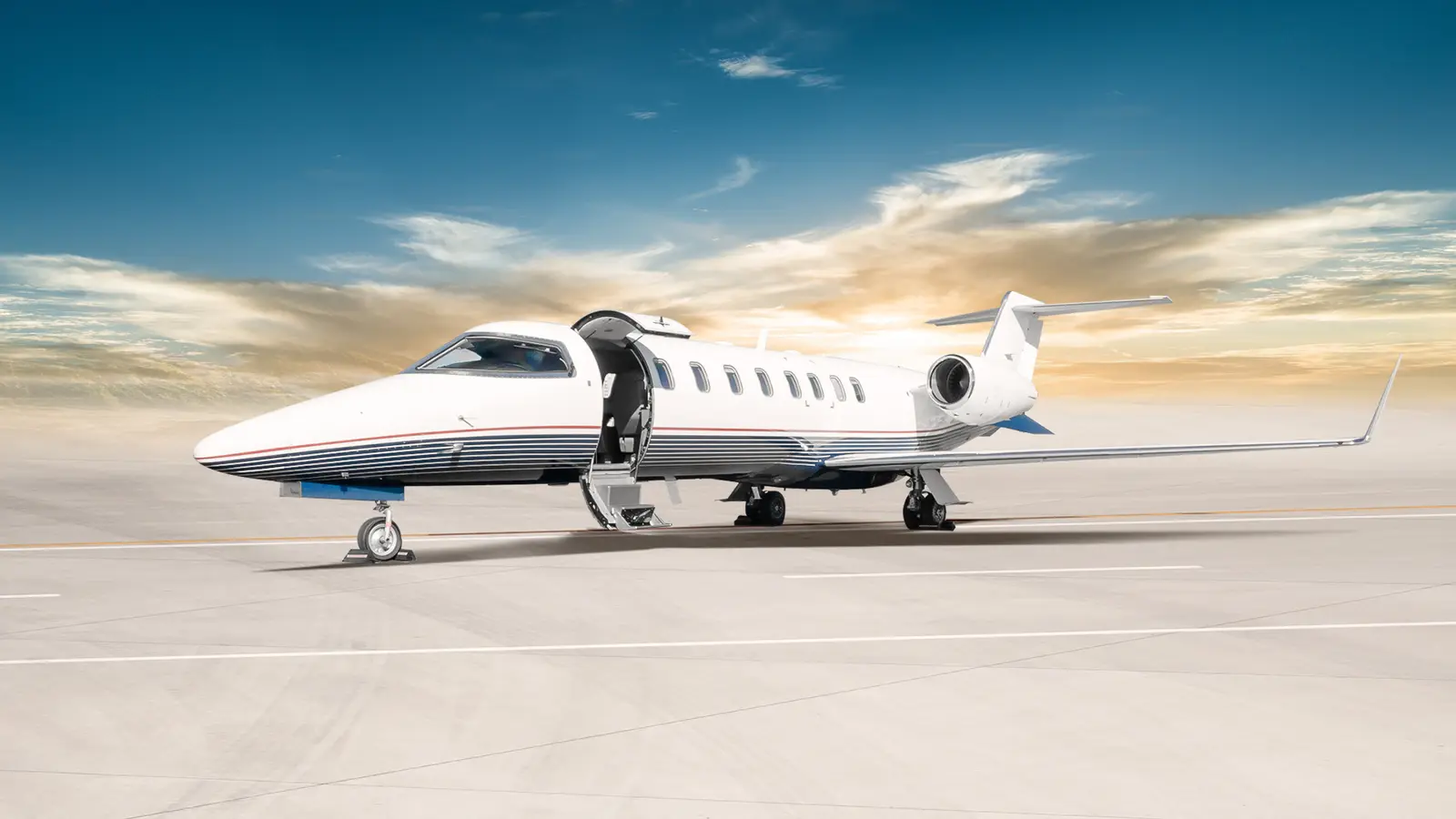Bombardier Learjet 45XR N787CH operated by Cirrus Aviation Services, exterior