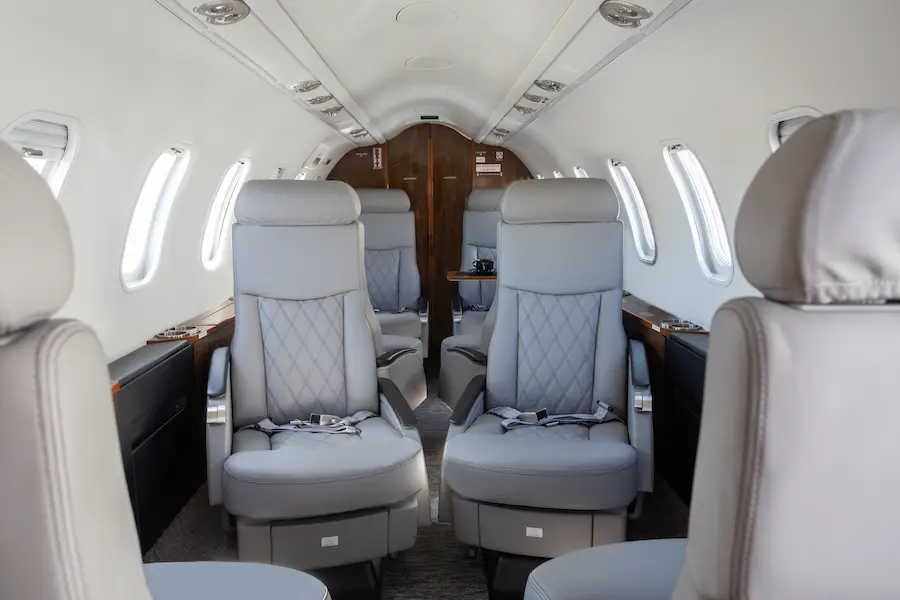 Bombardier Learjet 45XR N787CH operated by Cirrus Aviation Services photo 2