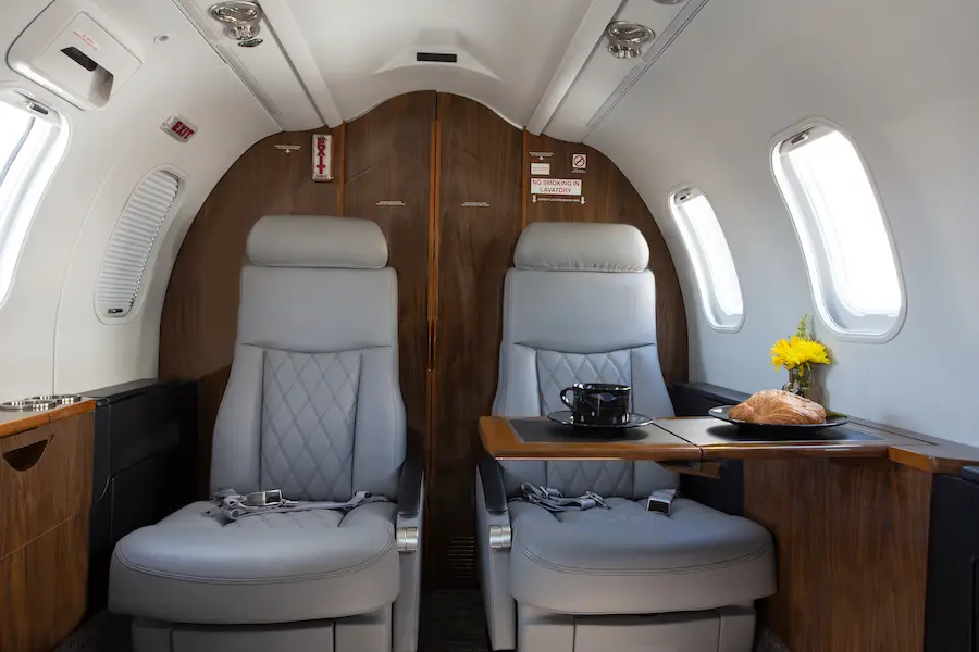 Bombardier Learjet 45XR N787CH operated by Cirrus Aviation Services photo 4